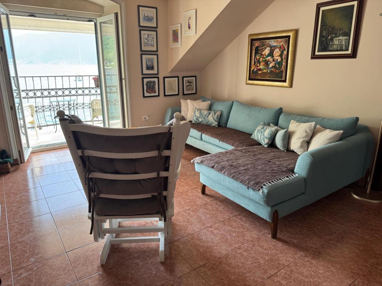 Apartment Lukiduki At The Beach - Kotor Exterior foto